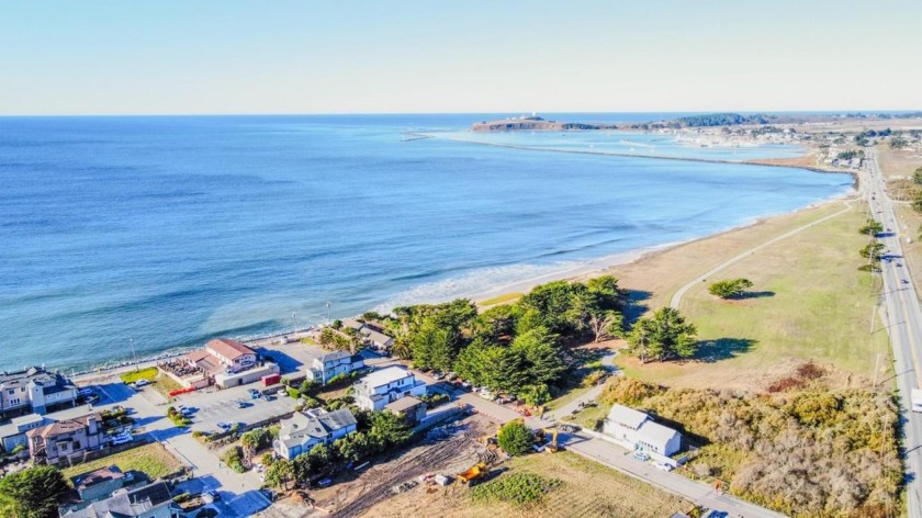 Vacant lots in this coveted Westside Miramar location do not - Beach Lot for sale in Half Moon Bay, California on Beachhouse.com