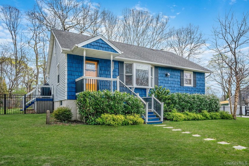 30 Erving Ave, East Patchogue, NY 11772 offers a rare - Beach Home for sale in East Patchogue, New York on Beachhouse.com