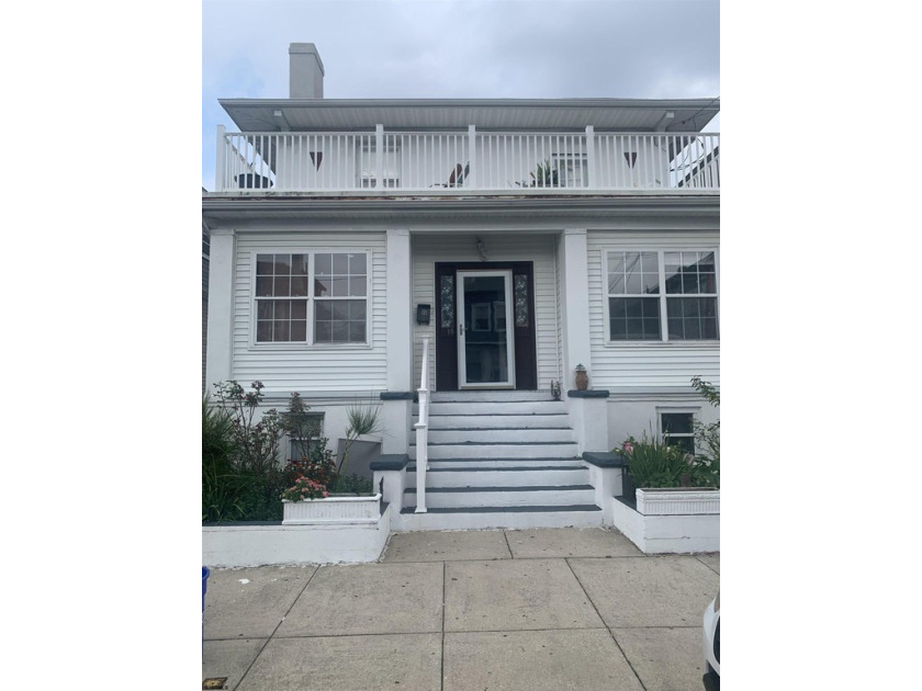 Charming Multi-Use Duplex in Historic Old Atlantic City Are you - Beach Townhome/Townhouse for sale in Atlantic City, New Jersey on Beachhouse.com