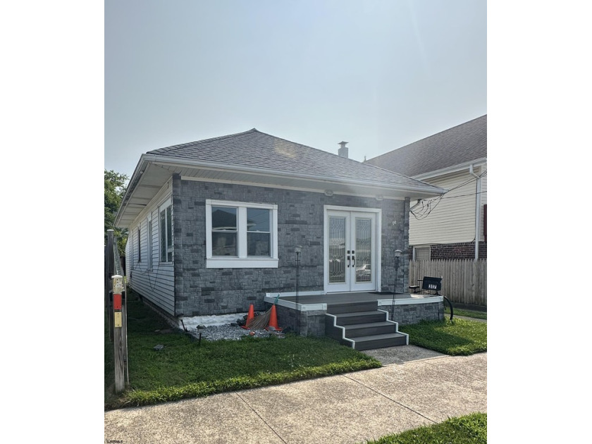 Updated 2 bedroom 1 bath rancher in Chelsea Heights, just a few - Beach Home for sale in Atlantic City, New Jersey on Beachhouse.com