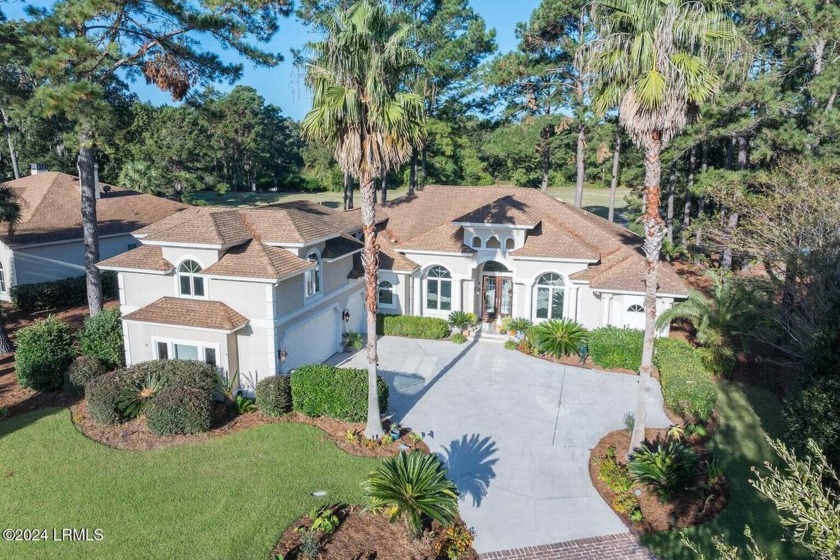 An eclectic find in Bluffton! Expansive, custom 5 bedroom, 5 - Beach Home for sale in Bluffton, South Carolina on Beachhouse.com