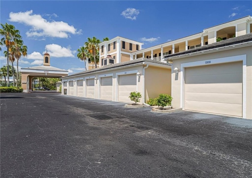Elegant Country Club living in this second floor condo built by - Beach Condo for sale in Vero Beach, Florida on Beachhouse.com