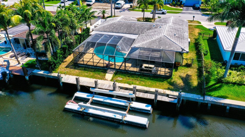Bring your 85 ft yacht and renovate or build your dream home on - Beach Home for sale in Boca Raton, Florida on Beachhouse.com