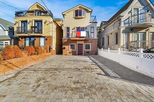 Welcome to this gut-renovated masterpiece in the prestigious - Beach Home for sale in Brooklyn, New York on Beachhouse.com