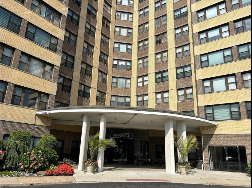 Here's your chance to own a piece of Atlantic City. Warwick - Beach Condo for sale in Atlantic City, New Jersey on Beachhouse.com