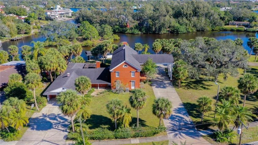 Legacy estates don't come on the market often. 28 North Park - Beach Home for sale in Tarpon Springs, Florida on Beachhouse.com