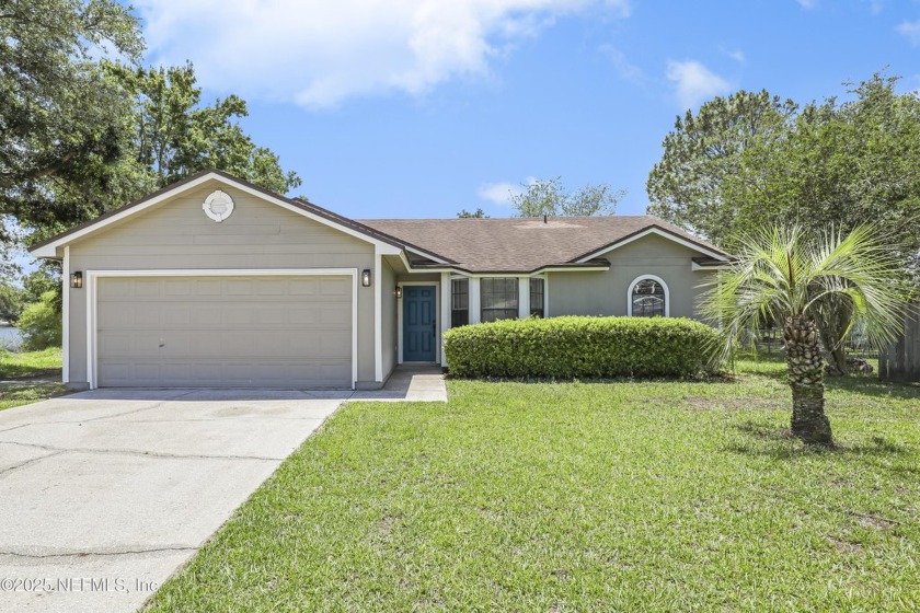 **NO HOA**.37 ACRE LOT**POND VIEW** Nestled on a peaceful - Beach Home for sale in Middleburg, Florida on Beachhouse.com