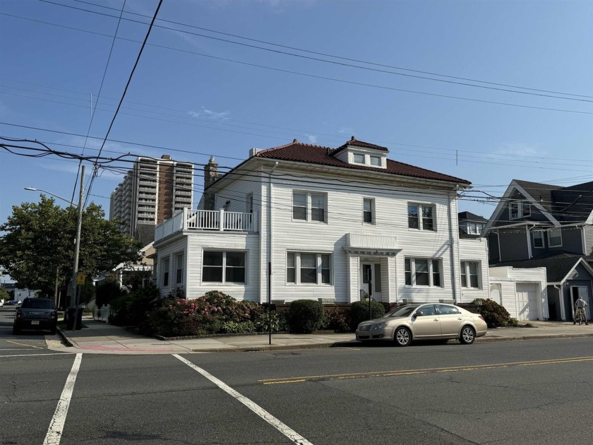 Totally remodeled Colonial luxury corner house Ventnor Avenue - Beach Home for sale in Atlantic City, New Jersey on Beachhouse.com