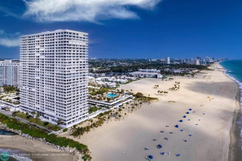 Live the ultimate waterfront lifestyle in this custom-designed - Beach Condo for sale in Fort Lauderdale, Florida on Beachhouse.com