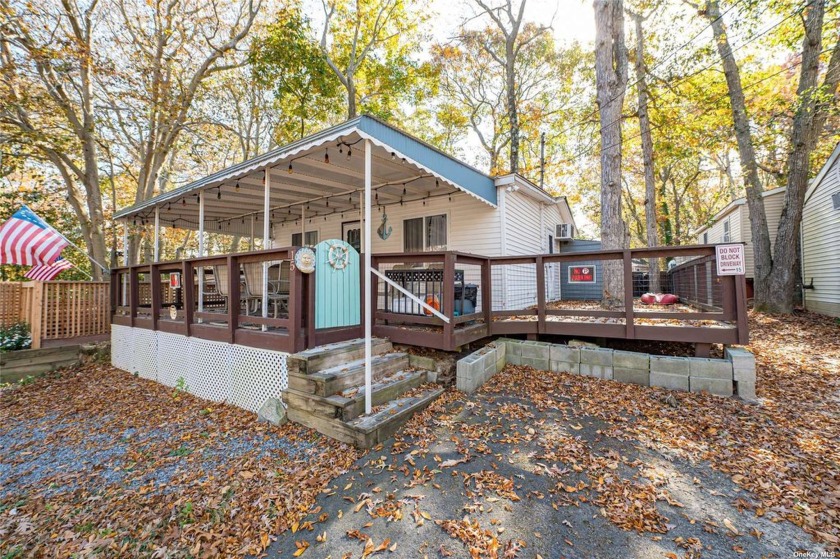 Charming Cottage in Woodcliff Park; Super Clean; Mint Condition; - Beach Home for sale in Baiting Hollow, New York on Beachhouse.com