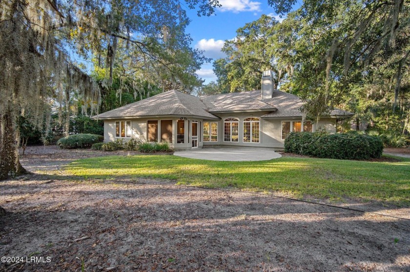 This custom 3-bedroom, 2.5-bath home is located on a quiet - Beach Home for sale in Hilton Head Island, South Carolina on Beachhouse.com