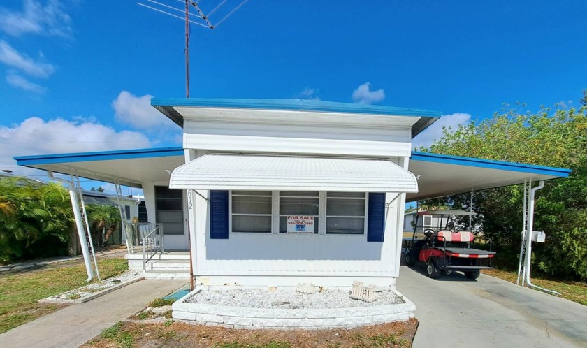 JUST REDUCED!!! This charming 1 bedroom, 1 bath, furnished - Beach Home for sale in Clearwater, Florida on Beachhouse.com