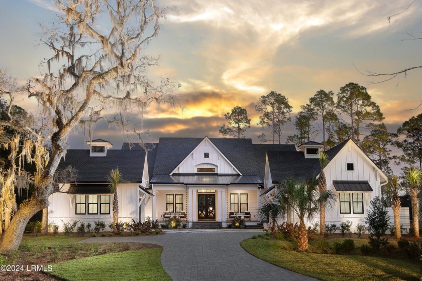 Introducing the Riverrun at Berkeley Hall, a stunning Modern - Beach Home for sale in Okatie, South Carolina on Beachhouse.com