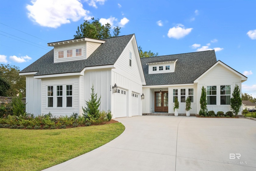 Lakewood Club Golf Membership comes with this new construction - Beach Home for sale in Fairhope, Alabama on Beachhouse.com