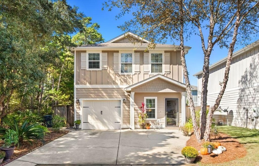 You're going to love this one! Tucked away just minutes from the - Beach Home for sale in Santa Rosa Beach, Florida on Beachhouse.com