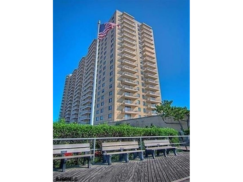 RARE FIND AT 5000 BOARDWALK!!! This OVERSIZED condo was - Beach Condo for sale in Ventnor, New Jersey on Beachhouse.com