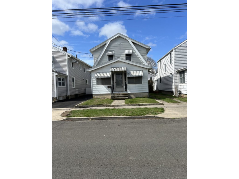 Embrace the opportunity to create your dream coastal haven! This - Beach Home for sale in Milford, Connecticut on Beachhouse.com