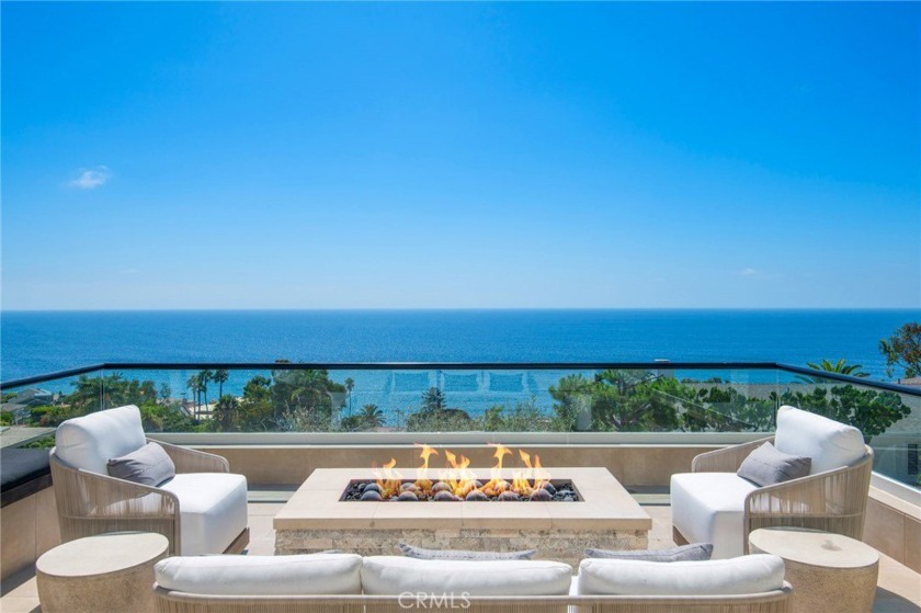 Panoramic, unobstructed views of the iconic coastline, ranging - Beach Home for sale in Laguna Beach, California on Beachhouse.com