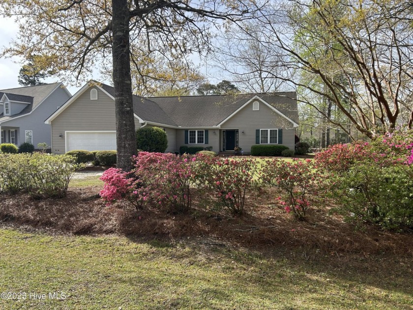 HOME REFRESHED AND WITH NEW PRICE  -  Experience golf course - Beach Home for sale in Morehead City, North Carolina on Beachhouse.com