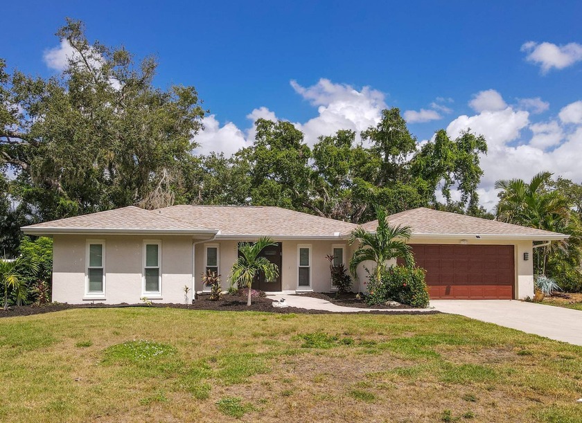 Elegant Gulf Gate Home - Minutes to Siesta Key Beach! Welcome to - Beach Home for sale in Sarasota, Florida on Beachhouse.com