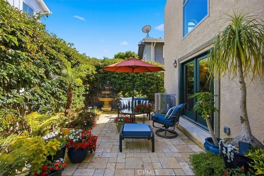 Located in one of Redondo Beach's most desirable neighborhoods - Beach Townhome/Townhouse for sale in Redondo Beach, California on Beachhouse.com