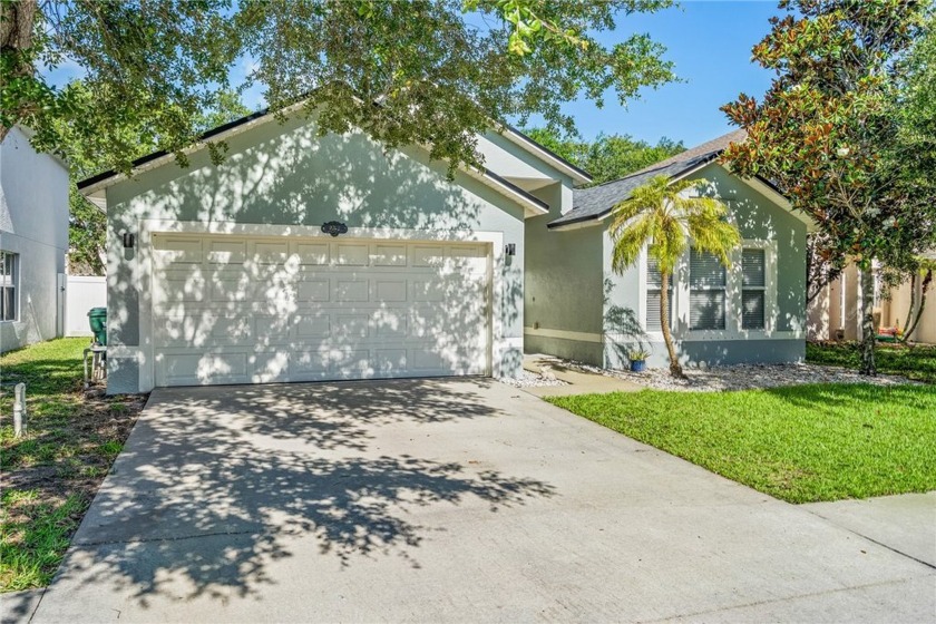 Beautifully updated home. Soaring vaulted ceilings and bright - Beach Home for sale in Sebastian, Florida on Beachhouse.com