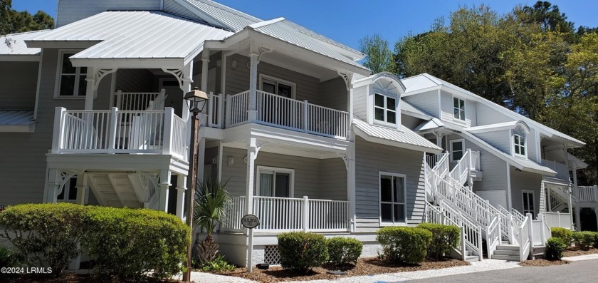 This 2-bedroom, 2-bath Ocean Palms Villa is located on the - Beach Condo for sale in Hilton Head Island, South Carolina on Beachhouse.com