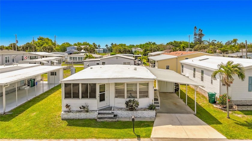 Welcome to 80 Del Rio Drive in Palmetto, where comfort meets the - Beach Home for sale in Palmetto, Florida on Beachhouse.com