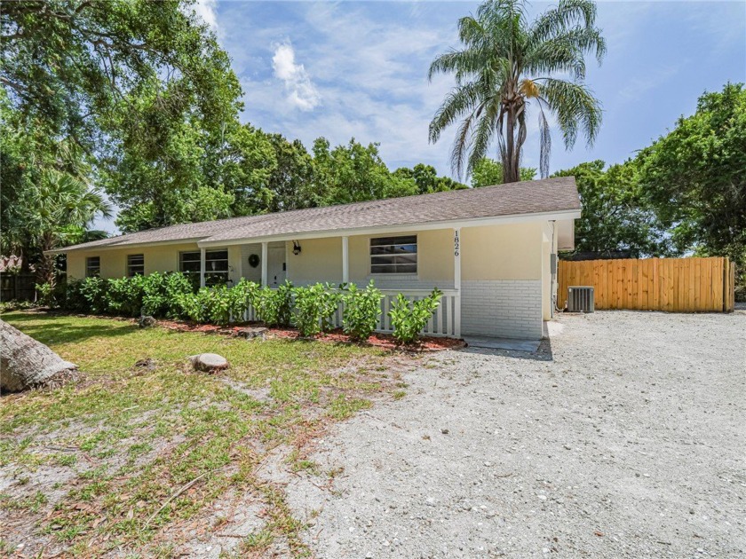 HOME SWEET HOME! Renovated in 2017, this well-maintained - Beach Home for sale in Vero Beach, Florida on Beachhouse.com
