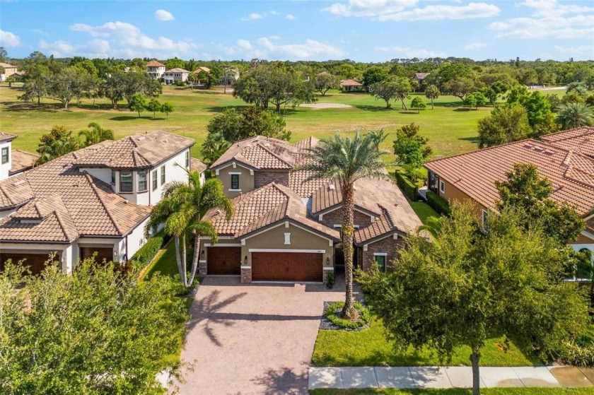 Tucked behind the gates of Palm Harbor's premier golf resort - Beach Home for sale in Palm Harbor, Florida on Beachhouse.com