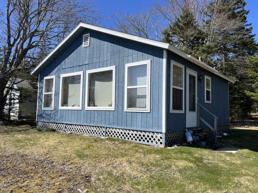 This meticulously maintained camp in Gouldsboro, Maine, boasts a - Beach Home for sale in Gouldsboro, Maine on Beachhouse.com