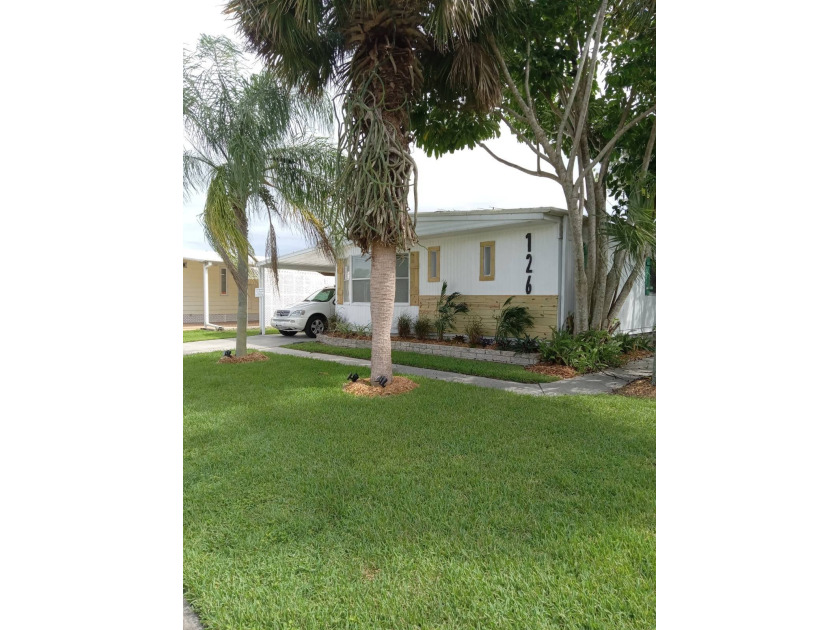 Great opportunity to buy an updated nicely furnished waterfront - Beach Home for sale in Vero Beach, Florida on Beachhouse.com
