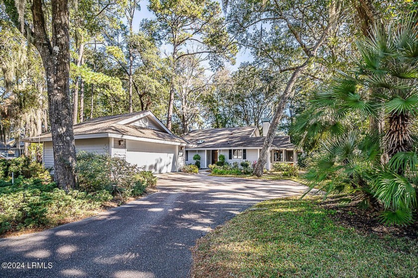 Adorable Lowcountry Cottage on Dataw Island.  Welcome home to - Beach Home for sale in Dataw Island, South Carolina on Beachhouse.com