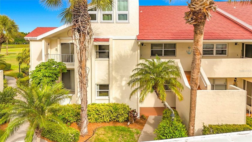 Experience refined Florida living in one of the most - Beach Condo for sale in Venice, Florida on Beachhouse.com