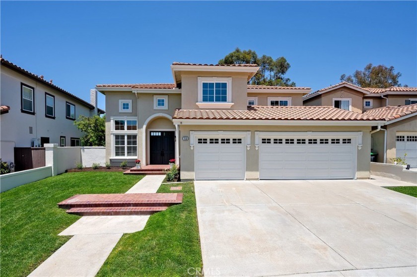 Stunning View Home sitting atop of highly sought after - Beach Home for sale in Rancho Santa Margarita, California on Beachhouse.com