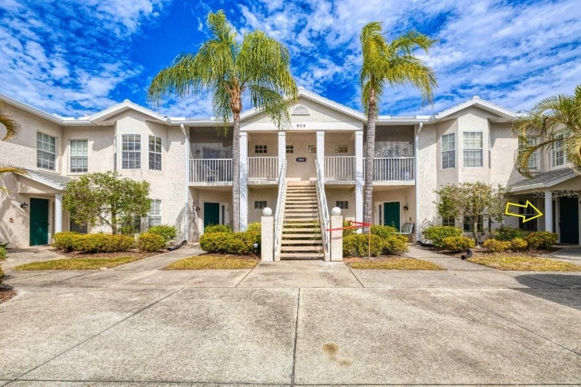 Under contract-accepting backup offers. LAKE VIEW 3 Bedroom, 2 - Beach Condo for sale in Venice, Florida on Beachhouse.com