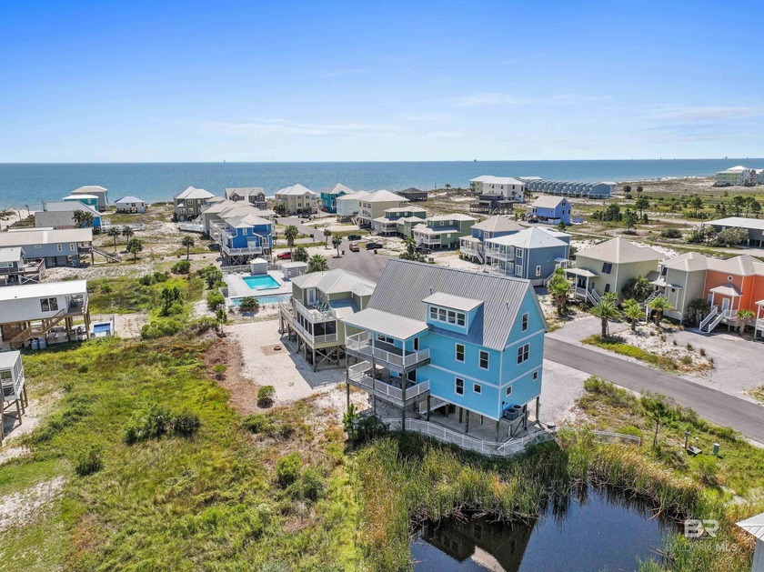Are you ready for your very own peice of paradise? Or maybe - Beach Home for sale in Gulf Shores, Alabama on Beachhouse.com