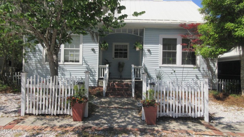 Historic cottage located in the heart of Old Town Port Royal - Beach Home for sale in Port Royal, South Carolina on Beachhouse.com