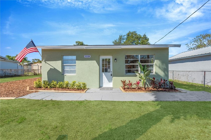 Live the Florida lifestyle in charming Riverview with this - Beach Home for sale in Riverview, Florida on Beachhouse.com
