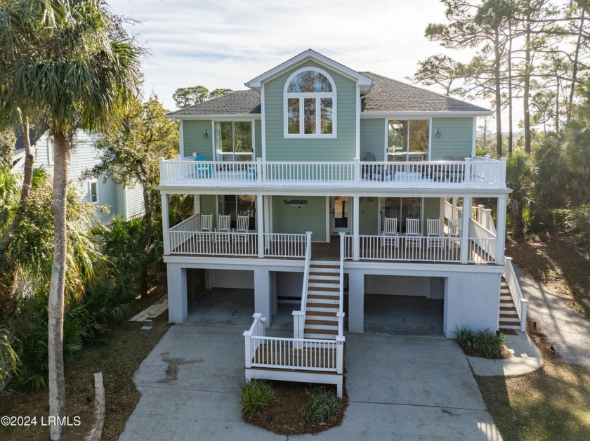 Discover your dream coastal retreat with this stunning reverse - Beach Home for sale in Fripp Island, South Carolina on Beachhouse.com