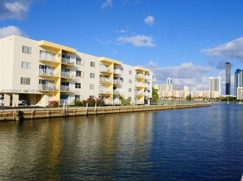 Waterfront Unit 2/2 - Move-In Ready in Desirable Eastern Shores! - Beach Condo for sale in North Miami Beach, Florida on Beachhouse.com