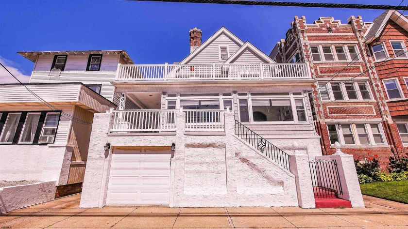 Large duplex. One block to the Beach. Main home has 7 bedrooms - Beach Townhome/Townhouse for sale in Ventnor, New Jersey on Beachhouse.com