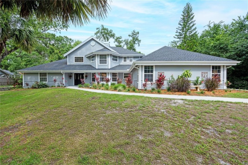 WOW home!! PRICED BELOW MARKET FOR QUICK SALE!!RARE LUXURY - Beach Home for sale in Oldsmar, Florida on Beachhouse.com