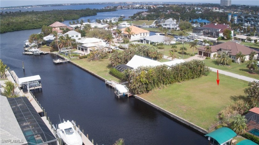 What a great location, location, location, Deep Lagoon Estates - Beach Lot for sale in Fort Myers, Florida on Beachhouse.com