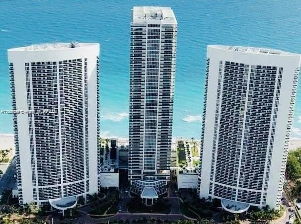 Breathtaking Ocean & SOUTH East views from this 30th floor - Beach Condo for sale in Hallandale Beach, Florida on Beachhouse.com