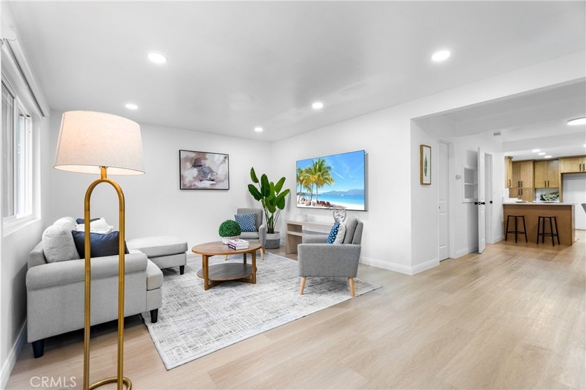 Walk to the beach from this stunning townhome featuring a highly - Beach Townhome/Townhouse for sale in Huntington Beach, California on Beachhouse.com