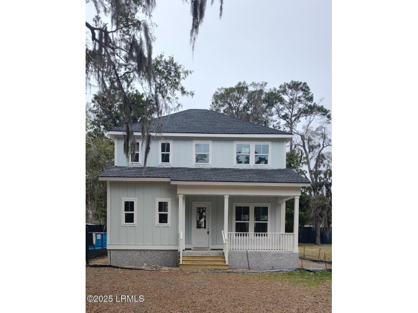 Charming New Lowcountry Home in Waterfront Community
Welcome to - Beach Home for sale in Beaufort, South Carolina on Beachhouse.com
