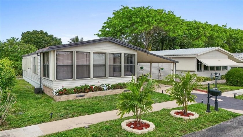 CONVENTIONAL , VA, FHA FINANCING AVAILABLE *** REDUCED *** - Beach Home for sale in Deerfield Beach, Florida on Beachhouse.com