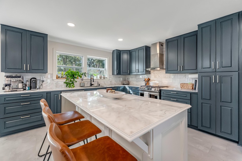 Beautifully updated 4BR/2BA pool home perfectly located in the - Beach Home for sale in Fort Walton Beach, Florida on Beachhouse.com