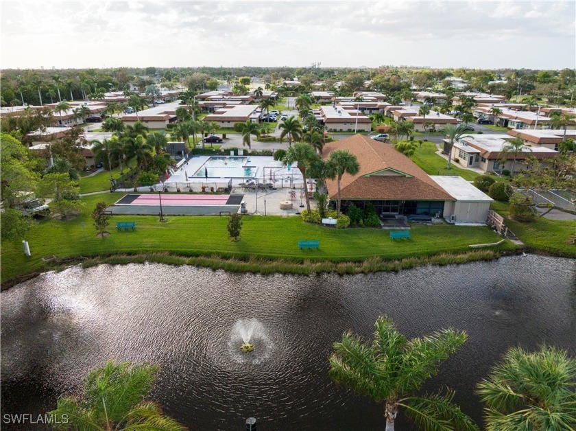 Welcome to New Approach! This is a wonderful pet friendly, 55+ - Beach Condo for sale in Fort Myers, Florida on Beachhouse.com